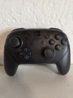 Nintendo Switch Pro Controller schwarz guter Zustand