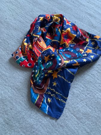 Schönes Seidentuch von Toffs!  Foulard 85 x 85 cm Vintage