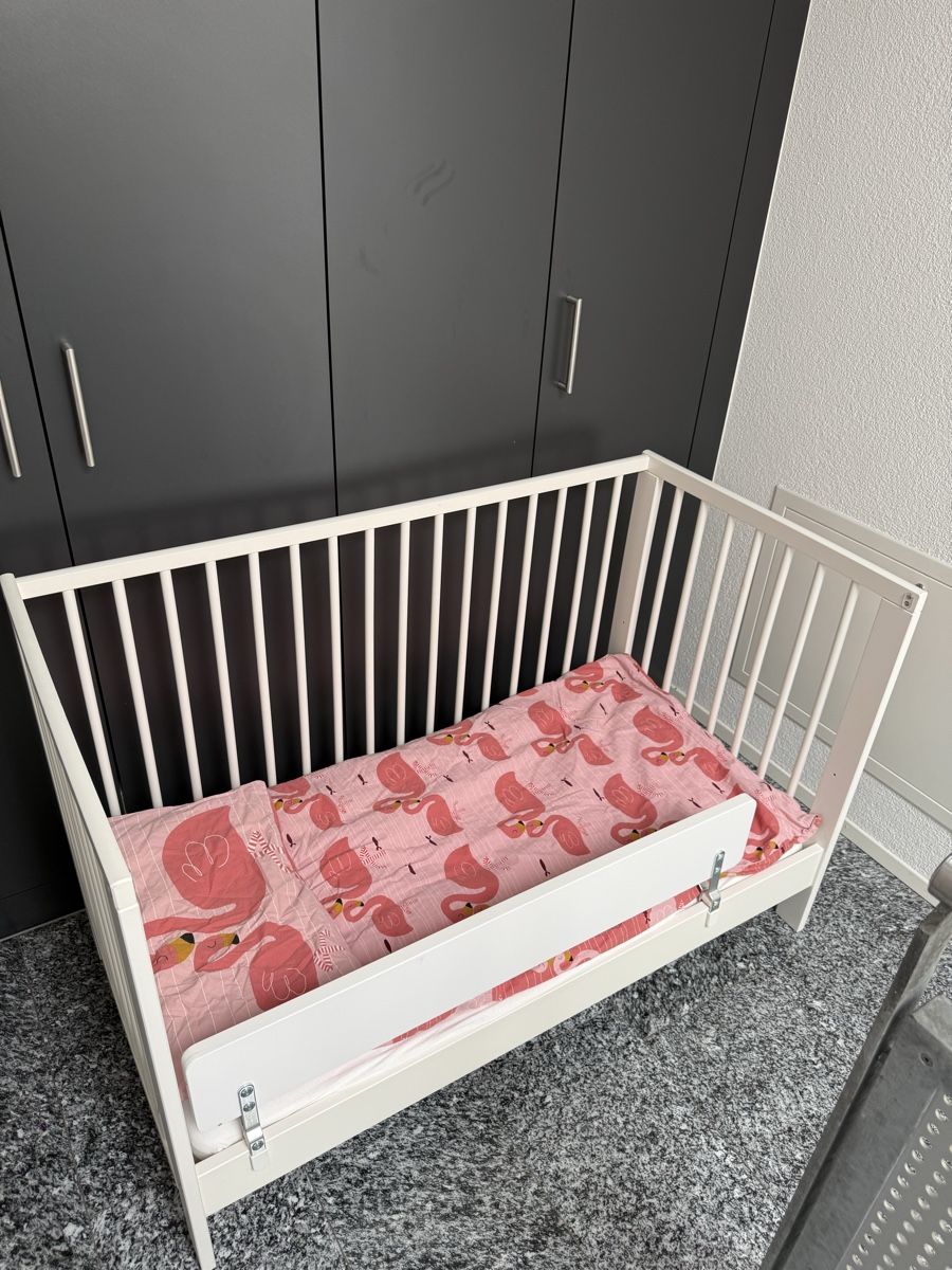 Ikea Letti: IKEA Babybett Gulliver 60cm x 120cm inkl. Matraze – Usato da Zug venduto da hel_nx69