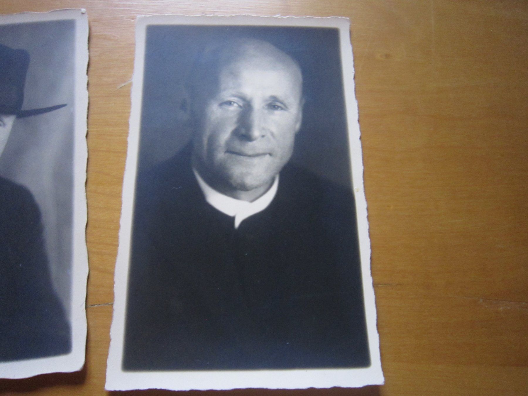 Cartoline postali: No 4 Postkarten Portraits – Usato da Gordola venduto da Polentaefung 1