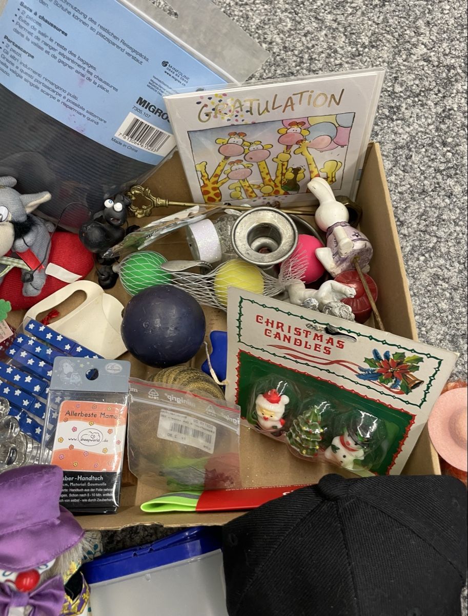 Tutte le decorazioni: Überraschung Box! Ein Sammelsurium – Nuovo (secondo la descrizione) da Au ZH venduto da Jaggy4 4