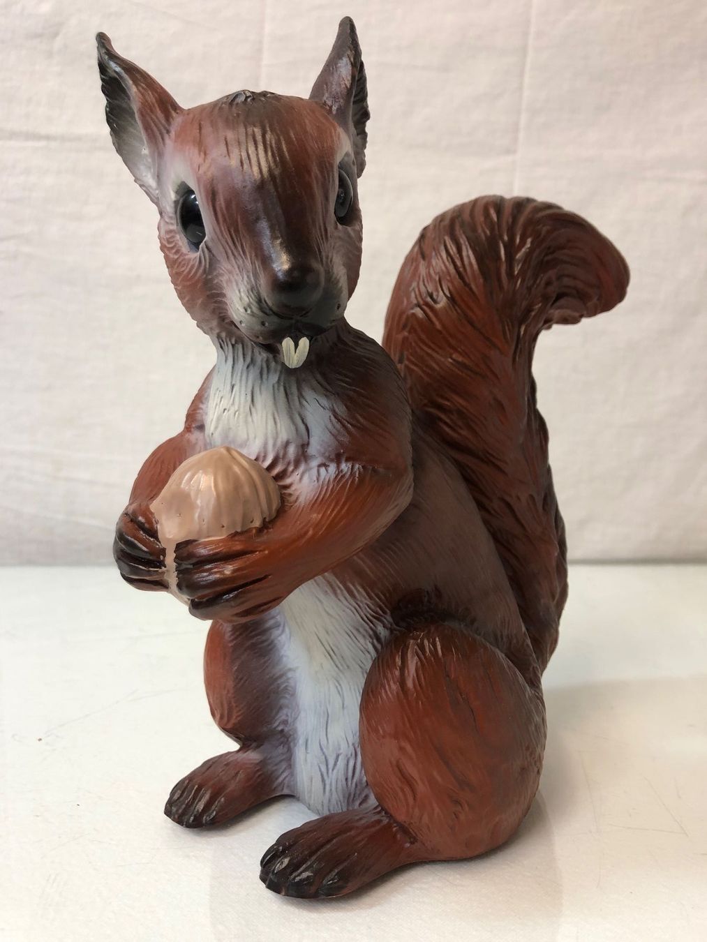 Statuette: Eichhörnchen T1864 von Heissner Höhe 22.5cm – Nuovo (secondo la descrizione) da Brunnen venduto da Allerwaren 1