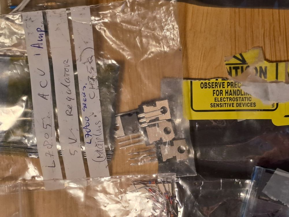 Electronic Components Surplus Stock Kaufen auf Ricardo