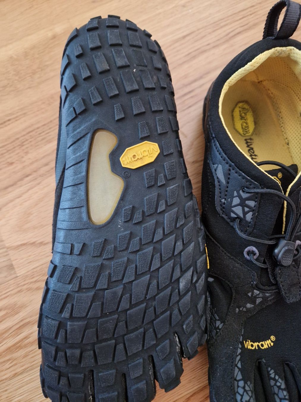 Vibram Herrenschuhe: Vibram Five Fingers Barfussschuhe – Gebraucht aus Kollbrunn von SB0713 1