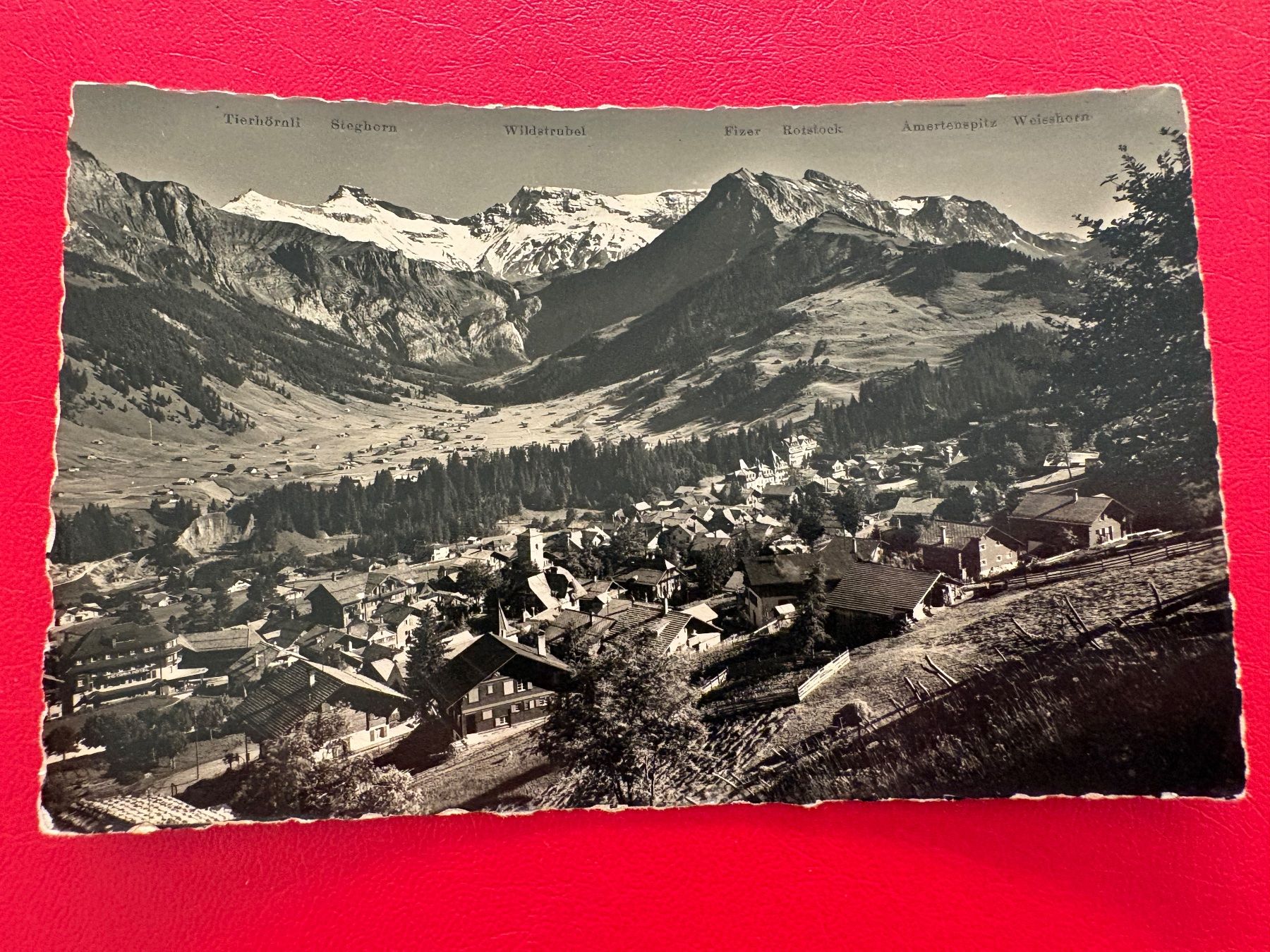 Cartoline postali: Adelboden mit Boden und Wildstrubel – Usato da St-Légier-La Chiésaz venduto da Theo005