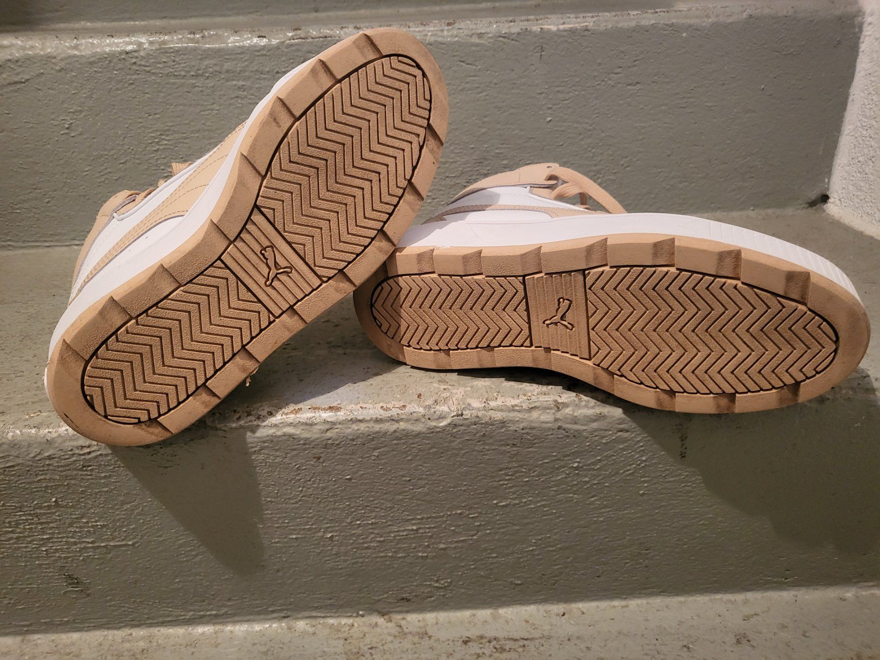 Puma Scarpe da donna: Puma 37.5 – Usato da Bassecourt venduto da co.hurlimann 3