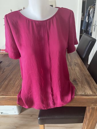 Jolie tunique MARCCAIN rose vif N3 ou 38/40 comme neuf