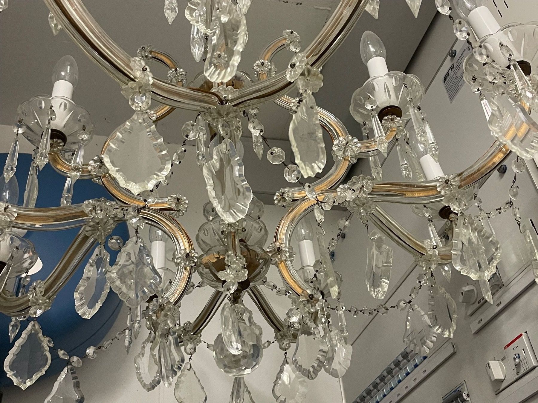 Kronleuchter & Deckenlampen: Kronleuchter 75cm – Gebraucht aus Flüh von Somue