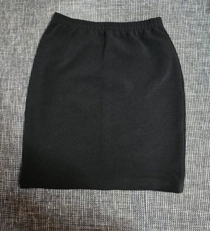 Elegante Lori-Ani Minirock, Gr. 38, ideal für den Herbst!