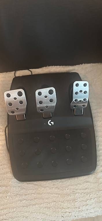 Logitech Manettes: Logitech G923 SE Lenkrad – D'occasion à Reinach BL par yan_rn8t 2