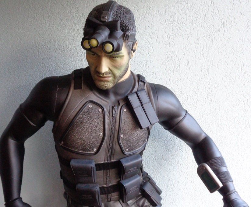 Figuren: Sam Fisher aus Splinter Cell in Lebensgrösse 1,85m – Gebraucht aus Thun von Gameparadise 1