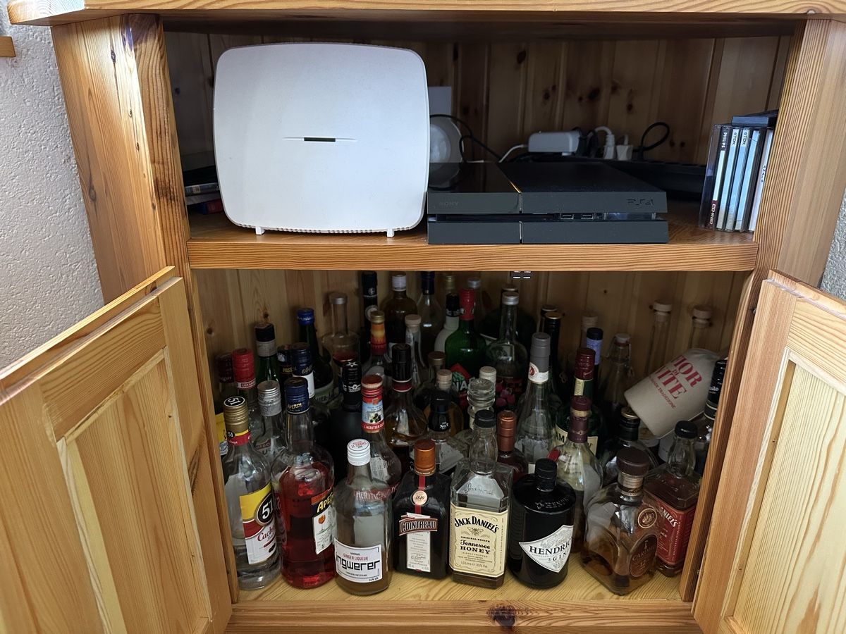 Mobili TV: Eckmöbel für TV, Bar – Usato da Gampel venduto da bbgain 1