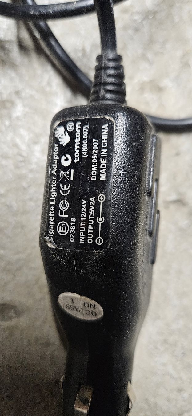 Unità & Adattatore: TomTom Zigarettenanzünder Adapter  – Usato da Baar venduto da Vel...Baar45 1