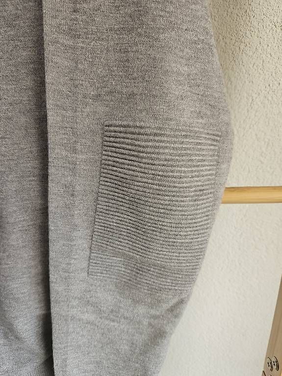 Pulls & Sweat-shirts: Pull Kaporal gris taille S – D'occasion à Biel/Bienne par alk_d9nk 1
