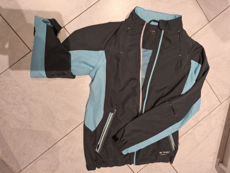 Sportjacke Gr 36