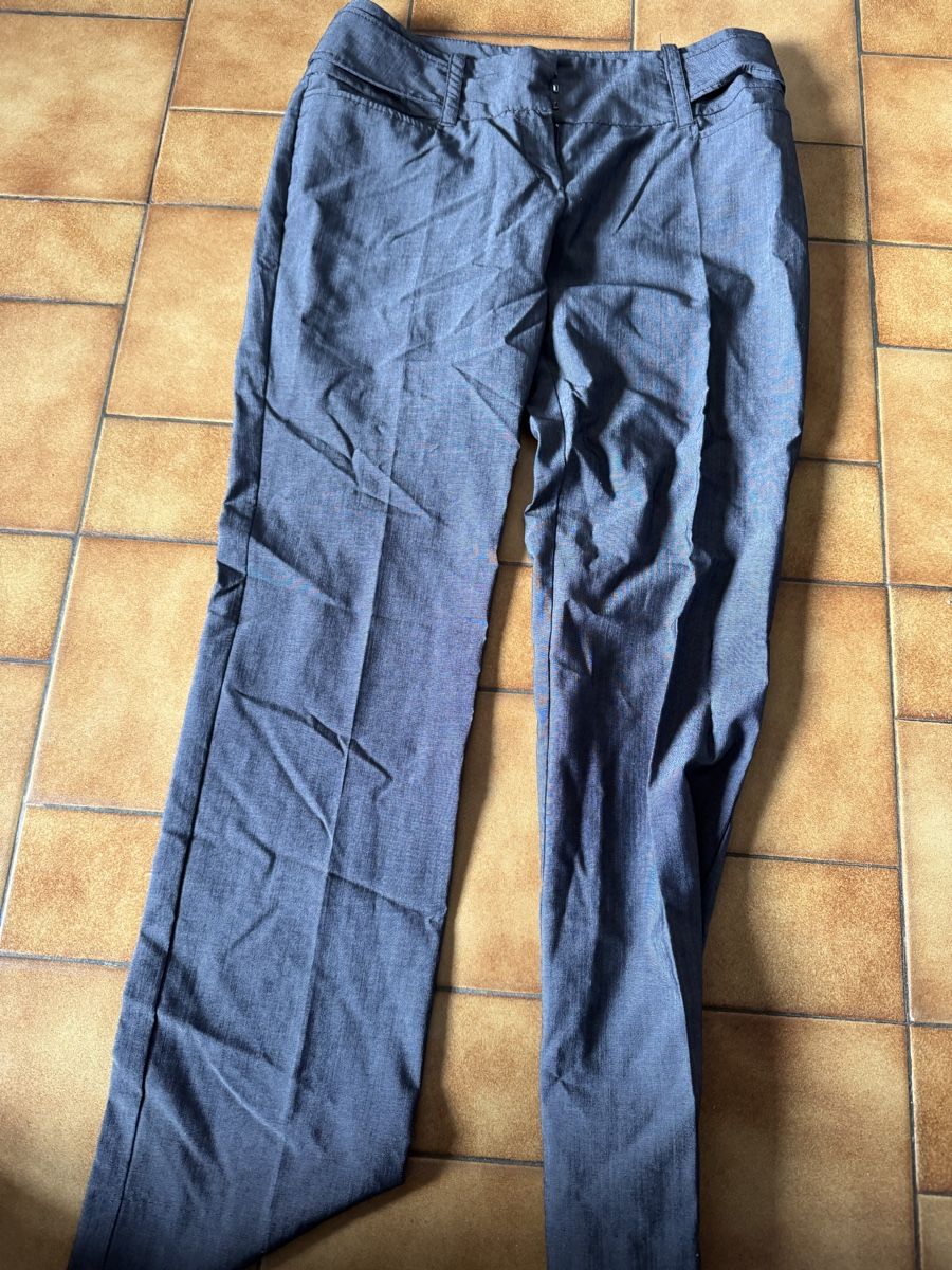 Pantaloni: Pantalon MNG Suit Taille 36 – Usato da Veyrier venduto da kimedovapa
