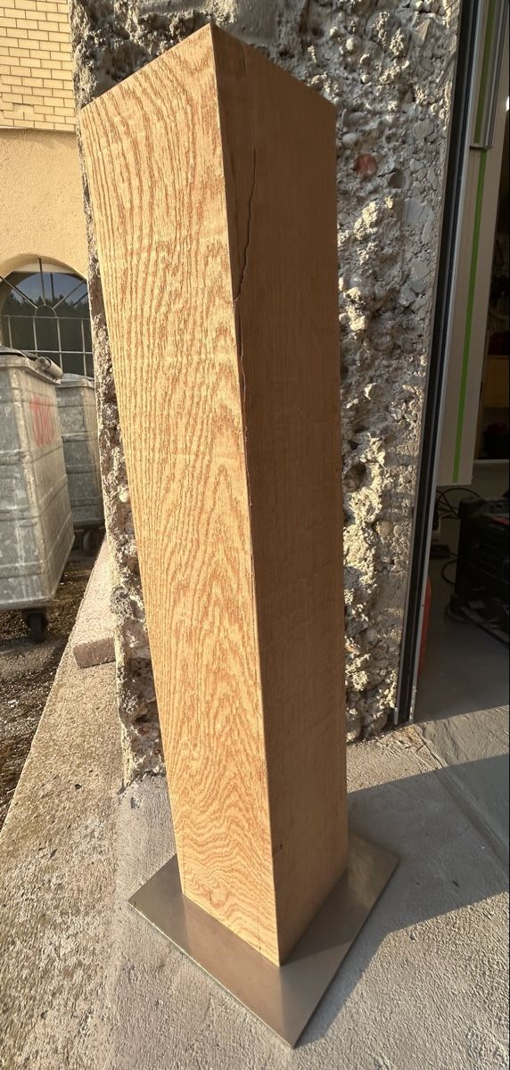 Altro in Decorazioni & Accessori: Dekosäule Sockel massiv Eiche, Stahlfuss ca. 80cm – Usato da Sursee venduto da ramona0406