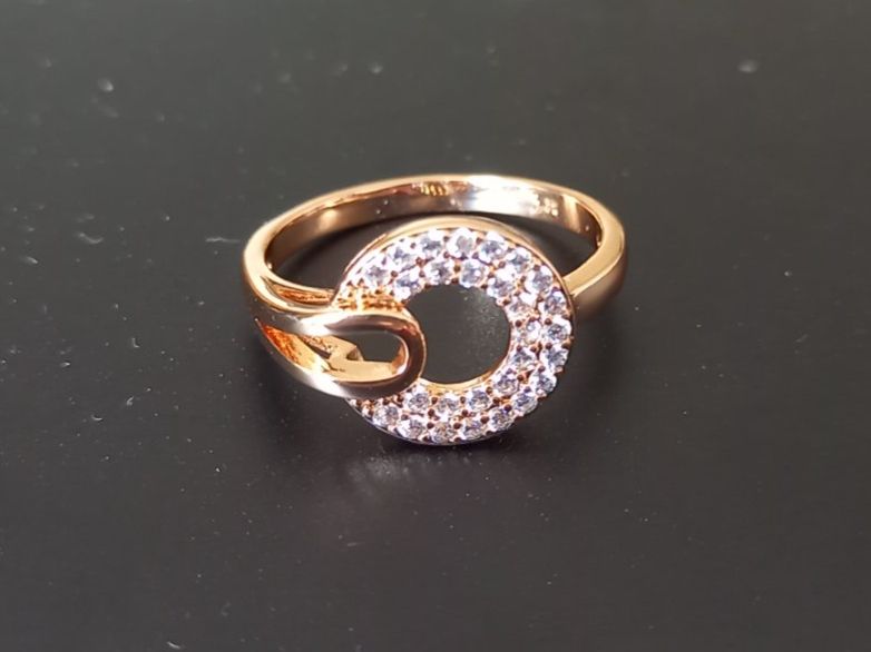 Bagues: Vergoldet Ring, Grösse 9 (59.5) – D'occasion à St-Prex par big_c6bb