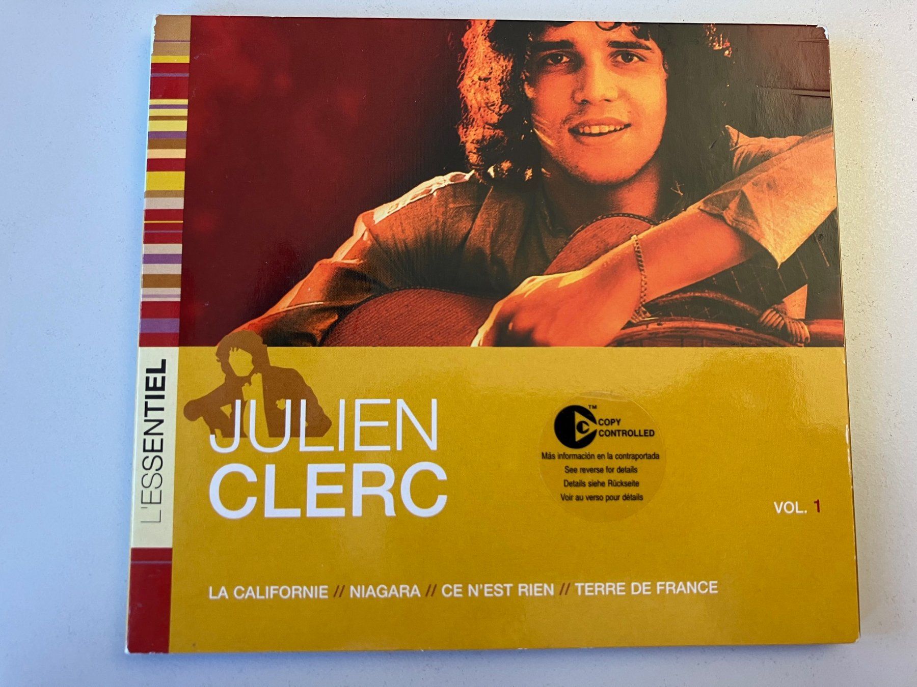 CDs: CD Julien Clerc - L'essentiel – Gebraucht aus Thun von Rebeccat