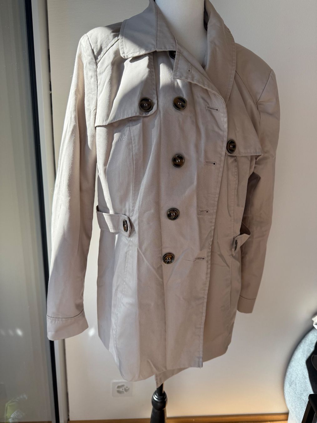 Orsay Cappotti: Orsay Damen Übergangsjacke, Beige – Usato da Riehen venduto da ann_76jw 5