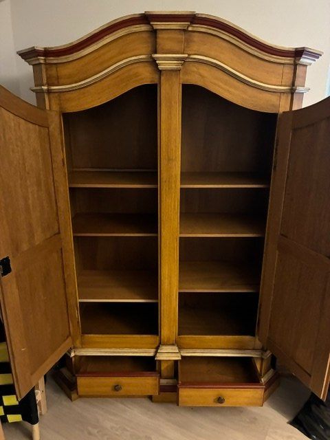 Armadi: Schrank – Usato da Breitenbach venduto da trumpetli 1