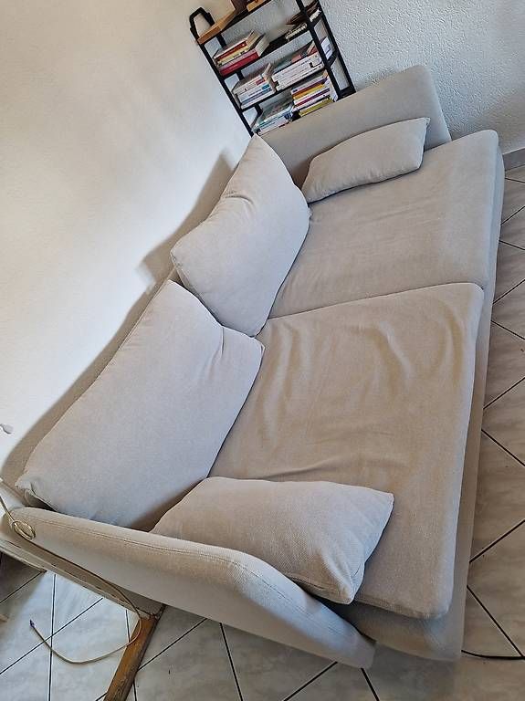 Sofas: Beau canapé  – Gebraucht aus Vevey von Maike_liese 1