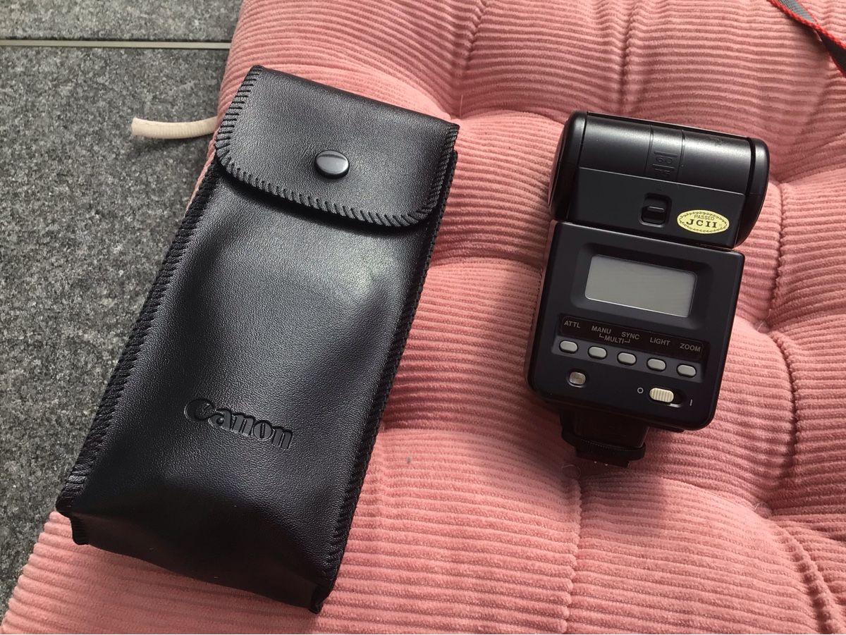 Canon Fotocamera: Analog Kamera Canon EOS 650 – Usato da Oetwil am See venduto da ifnam 3