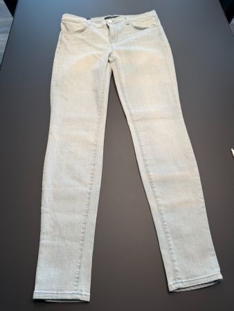 J BRAND Super Skinny Jeans in ganz hellblauem Denim , Gr. 30