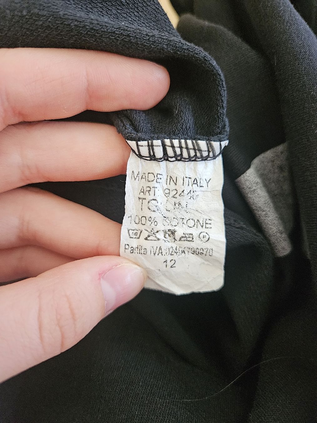 Maglioni & Felpe: Kapuzenpullover Sa'Sa Schwarz – Usato da Thun venduto da bia_crh9 5