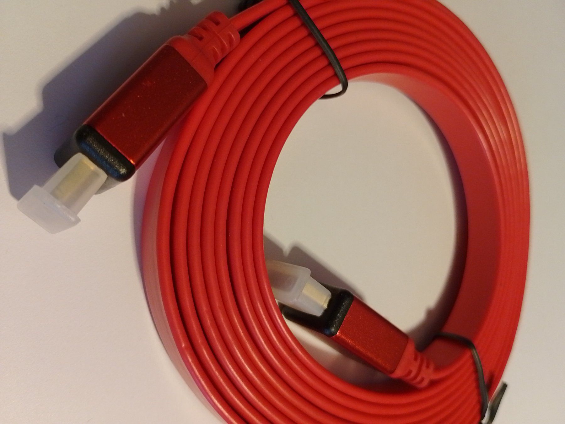 Kabel: 3meter HDMI zu HDMI Kabel, Rot – Neu und originalverpackt aus Ermatingen von rik4rdo