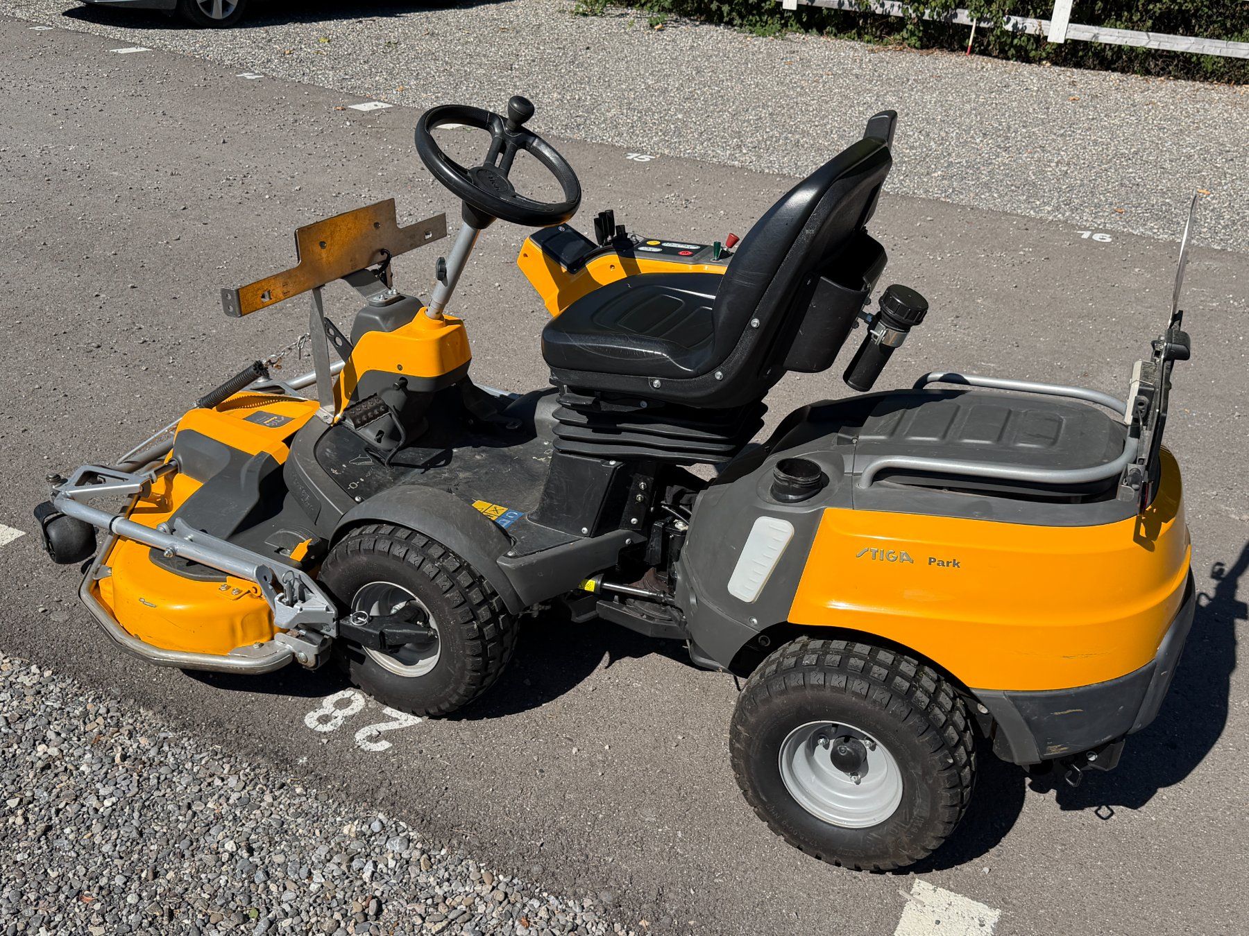 Stiga Tagliaerba: Rasentraktor STIGA Park Pro 740 IOX – Nuovo (secondo la descrizione) da Stettlen venduto da IVECO_BOY 2