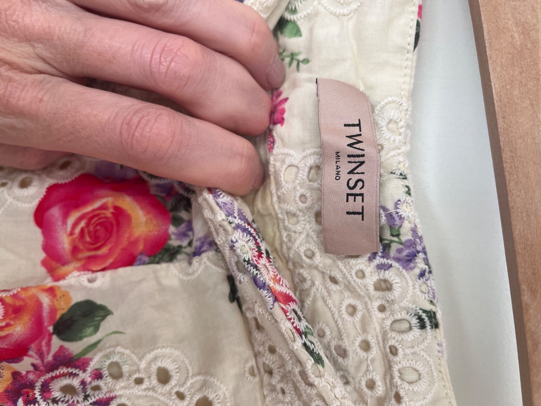 Pinko Pantaloni: Pinko baumwoll shorts gr 40 – Usato da Baar venduto da DealDiHei 5