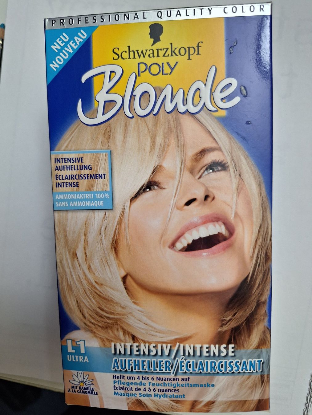Färbemittel: Schwarzkopf POLY Blonde – Neu und originalverpackt aus Langnau am Albis von Neva