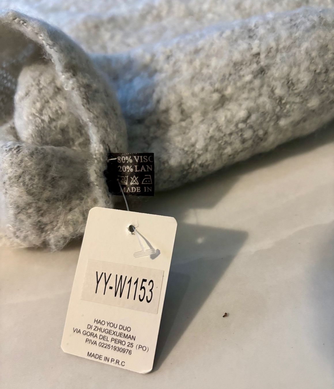Foulard & Sciarpe: Echarpe, châle d'hiver Y&Y, neuf – Nuovo (secondo la descrizione) da Losone venduto da courrier 5