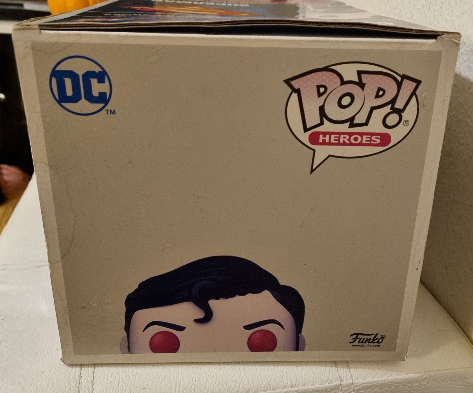 Funko Statuette: Funko Pop - Superman - Super Sized Jumbo - 159 - Chase – Nuovo e nell'imballaggio originale da Neuchâtel venduto da mepirata 5