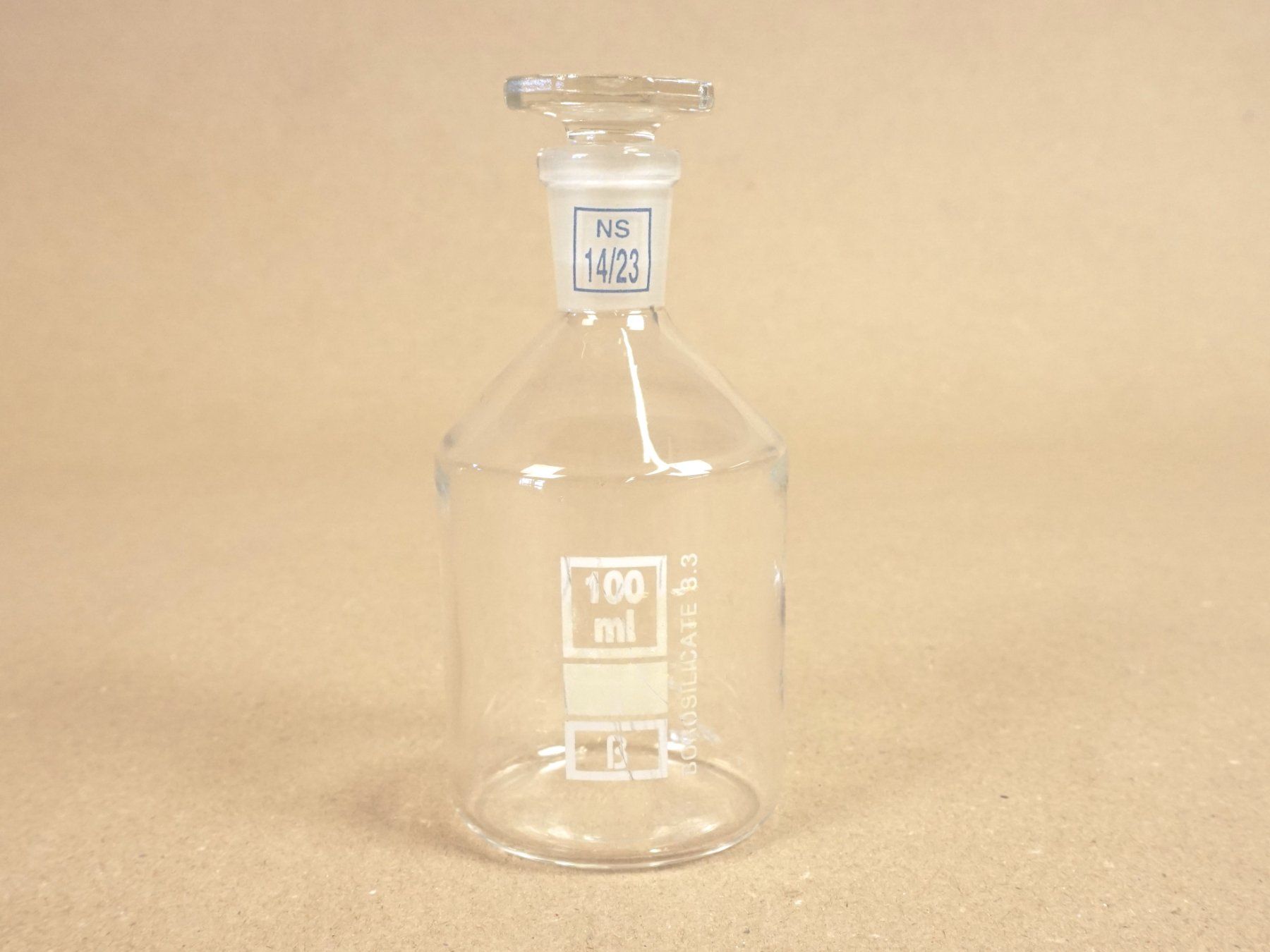 Accessori da laboratorio: Blaubrand-Weithalsflasche NS 14/23 100ml 8 STK. – Usato da Pratteln venduto da Restwert_Pratteln 2