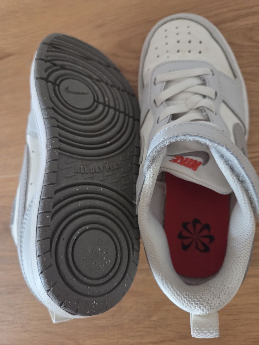 Nike Scarpe per ragazzi: Nike Court Bourogh Kids – Usato da Stein AG venduto da MARILiii89 3