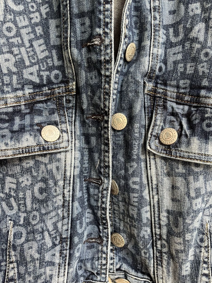 Jacken: Herrlicher Jeansjacke im Lettering-Style – Gebraucht aus Zeiningen von man_69cj 2
