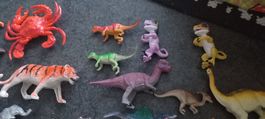 jouets animaux et dinosaures