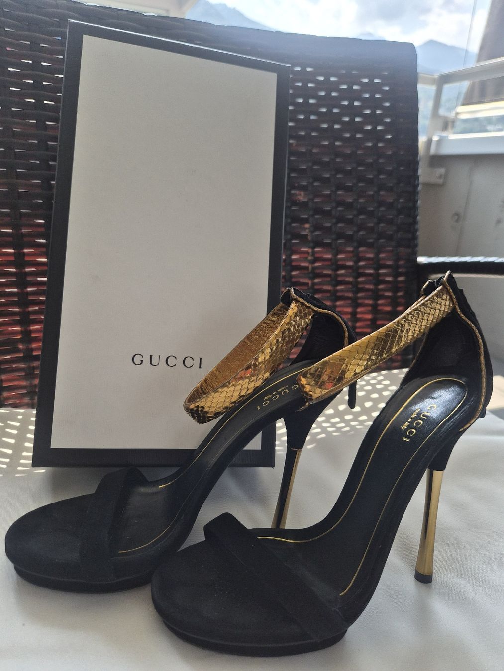 Gucci Damenschuhe: shoes Gucci 37.5 – Gebraucht aus Bellinzona von ats_s9v8 1