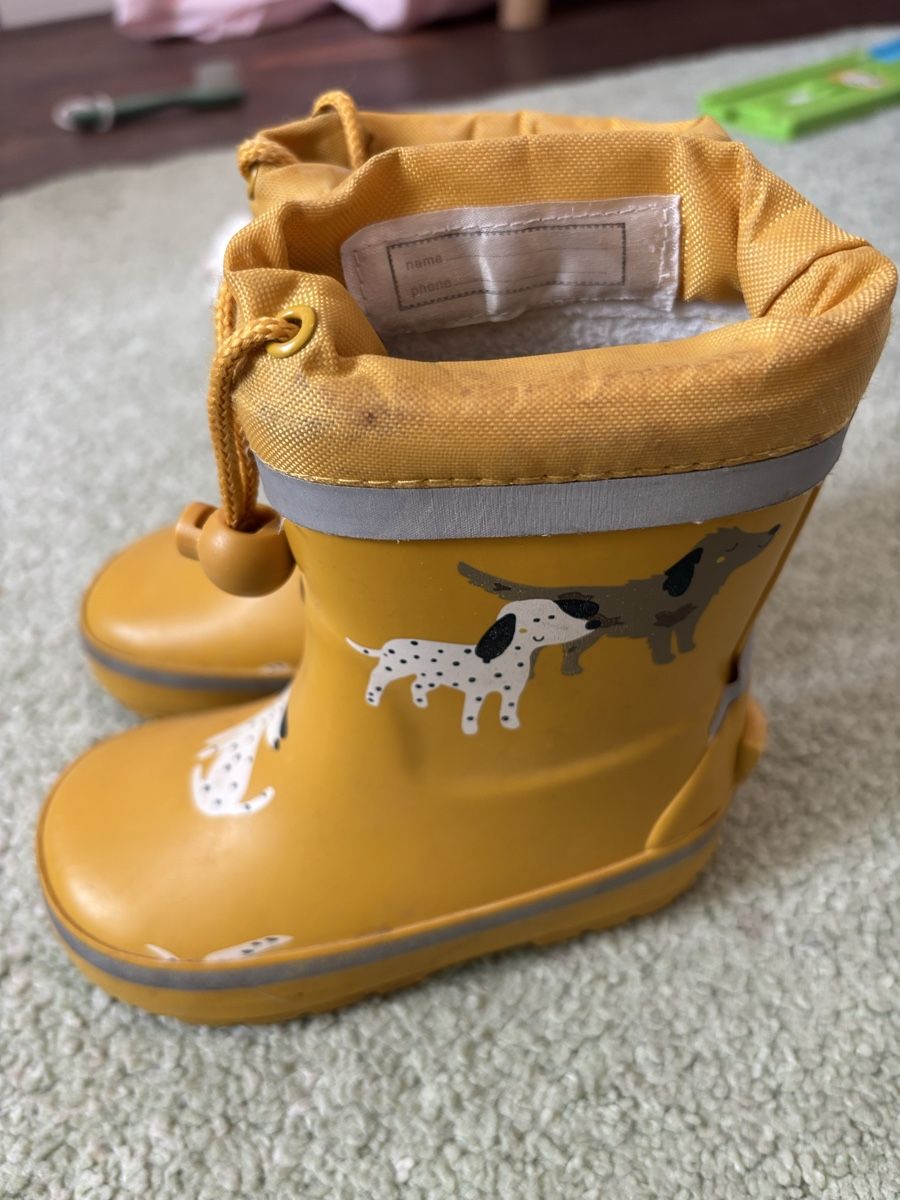 Scarpe per ragazzi: Gummistiefel Gr. 22/23 mit Dalmatiner Muster – Usato da Aetingen venduto da pat_ykl9 1