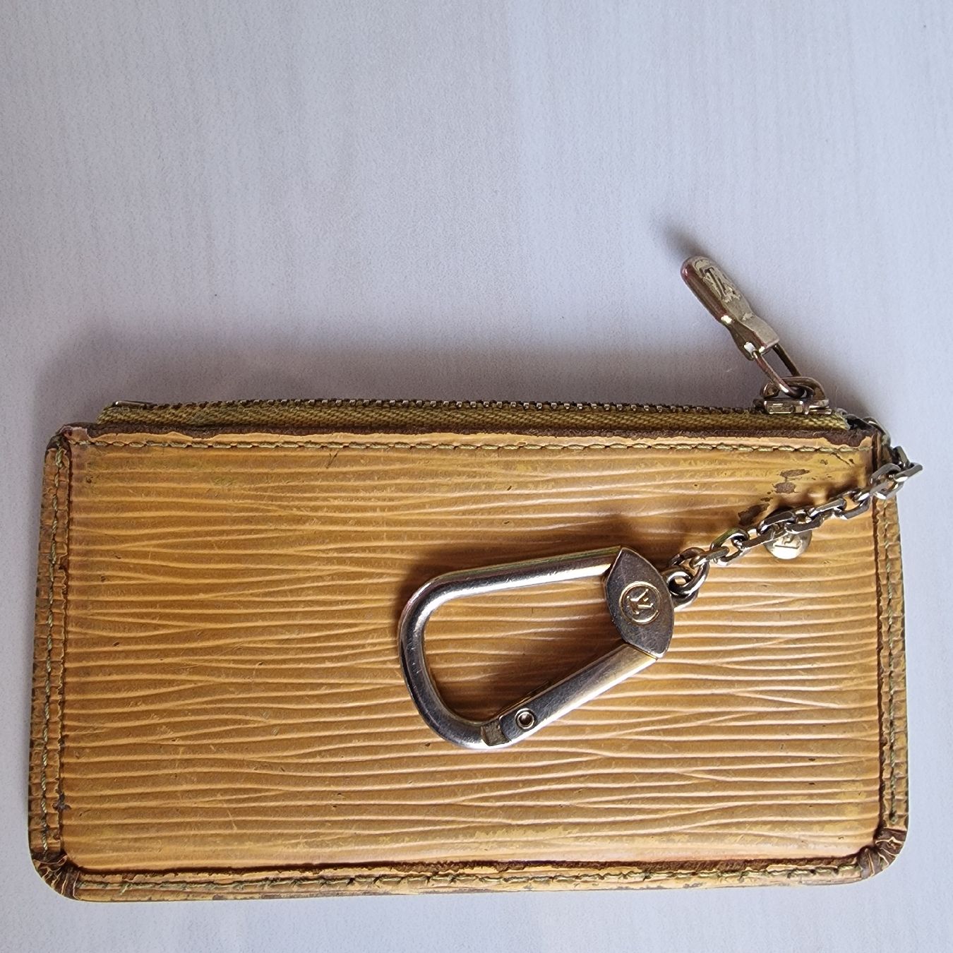 Louis Vuitton Portachiavi: Louis Vuitton Key Pouch Epi gelb – Usato da Effretikon venduto da 84CK 3
