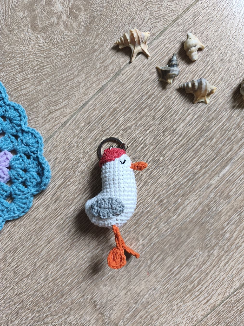 Portachiavi: Porte-clés mouette crochetée fait main – Nuovo e nell'imballaggio originale da Orbe venduto da don_ym8h
