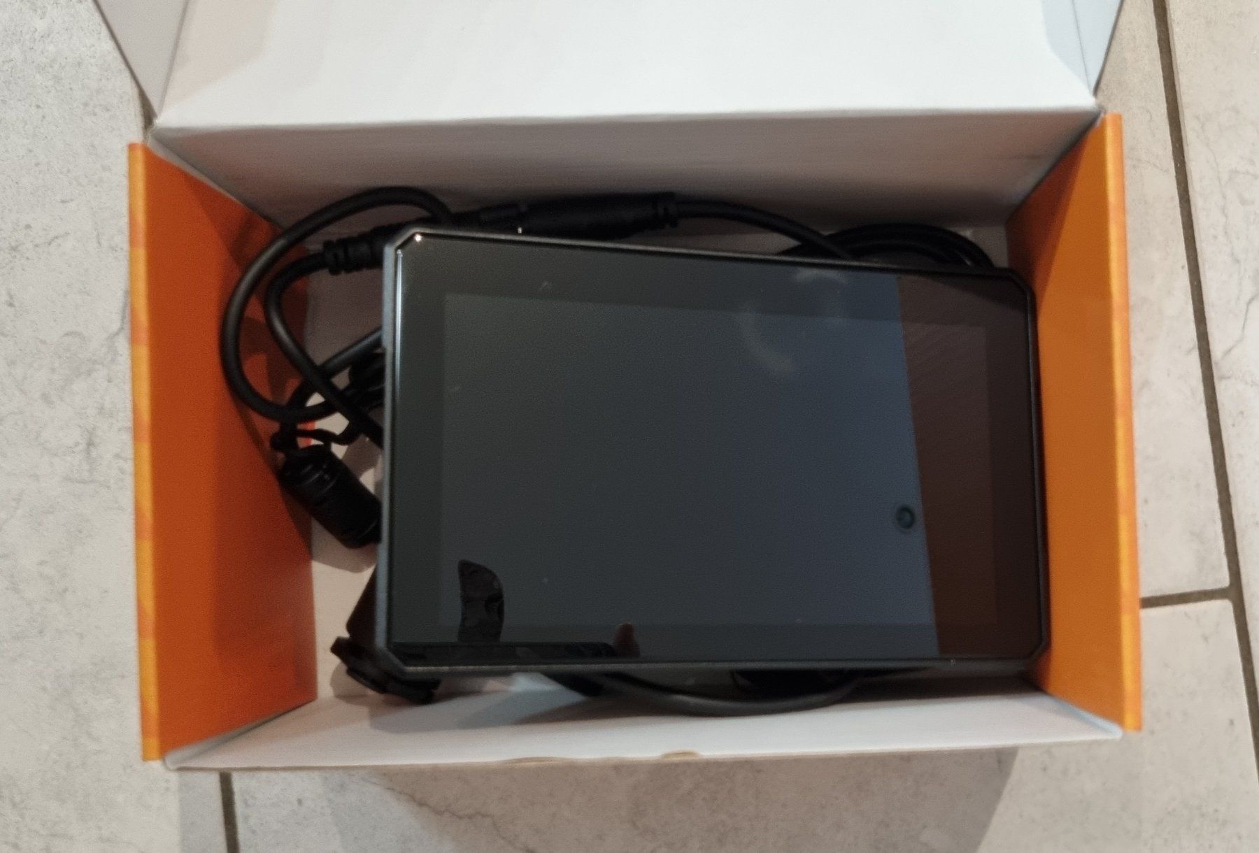 Navigatori: Interphone Sync70 Smart Display mit Zubehör – Usato da Berikon venduto da Meier-HolzerTanja 1