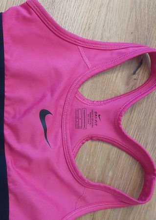 Nike Sport BH pink Grösse S/P gr128 guter Zustand