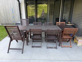 IKEA Gartentisch ausziehbar + 8 Stühle + 6 Kissen