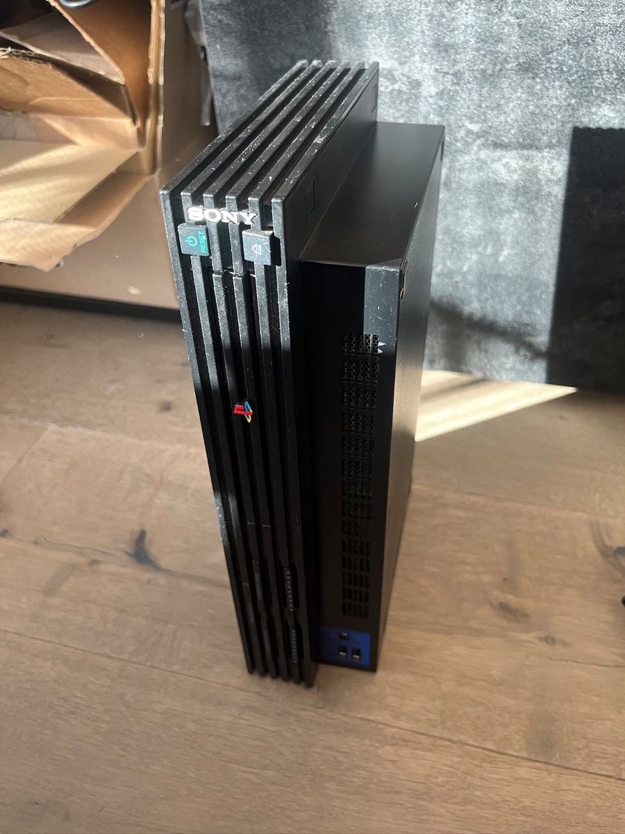 Sony Console: PlayStation 2 gebraucht mit zusatz – Usato da Stans venduto da STETTAMANTI 1