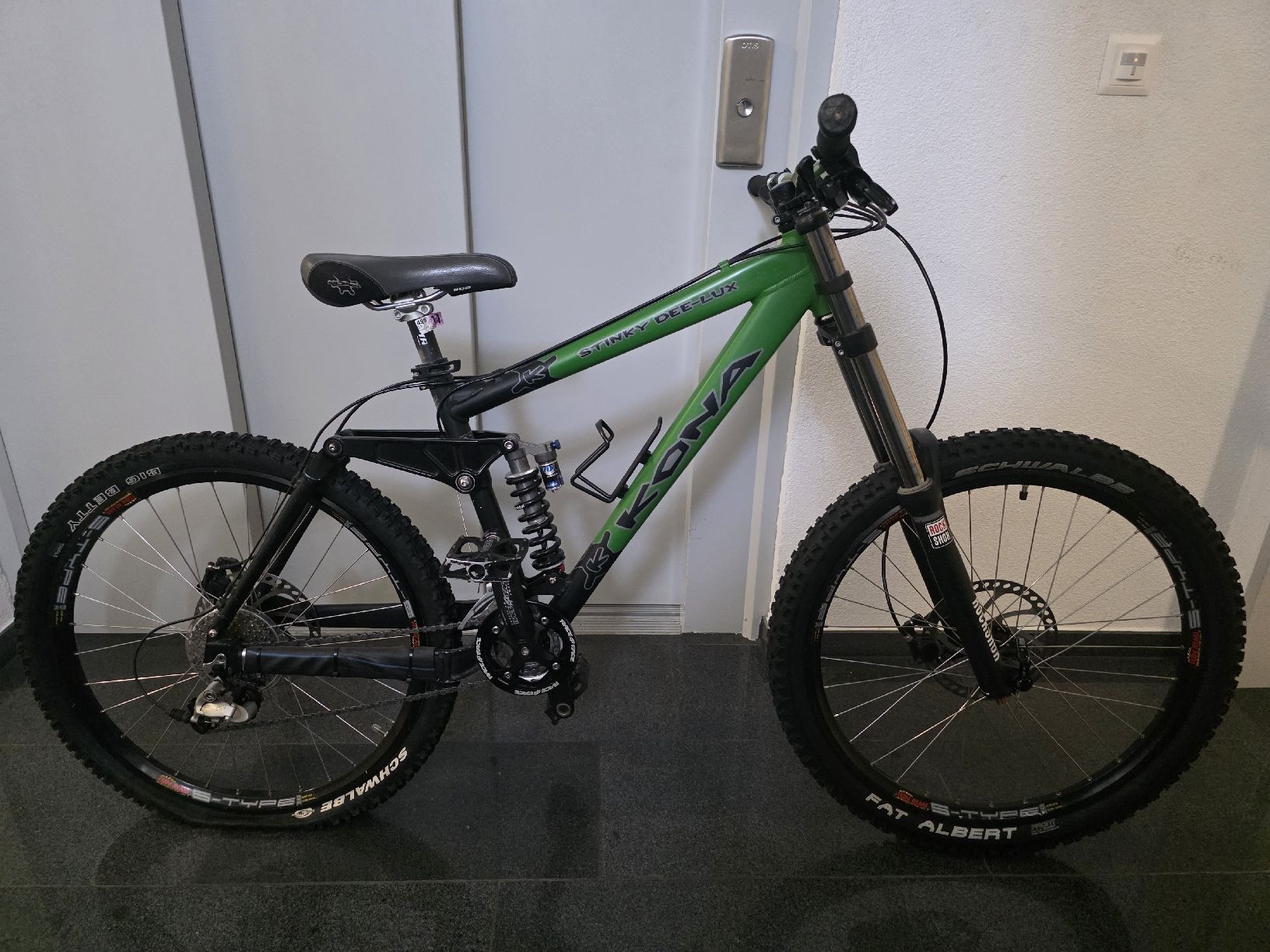 gravel bike 52 cm USED Moots Routt 45 52cm Titanium SRAM Force AXS D2 Wide 2x12 ENVE 700C Carbon Wheels Kreidler Alu 28 Zoll, meta-related-collection-bedford-accessories Größe:370 ml get lost.Please note that