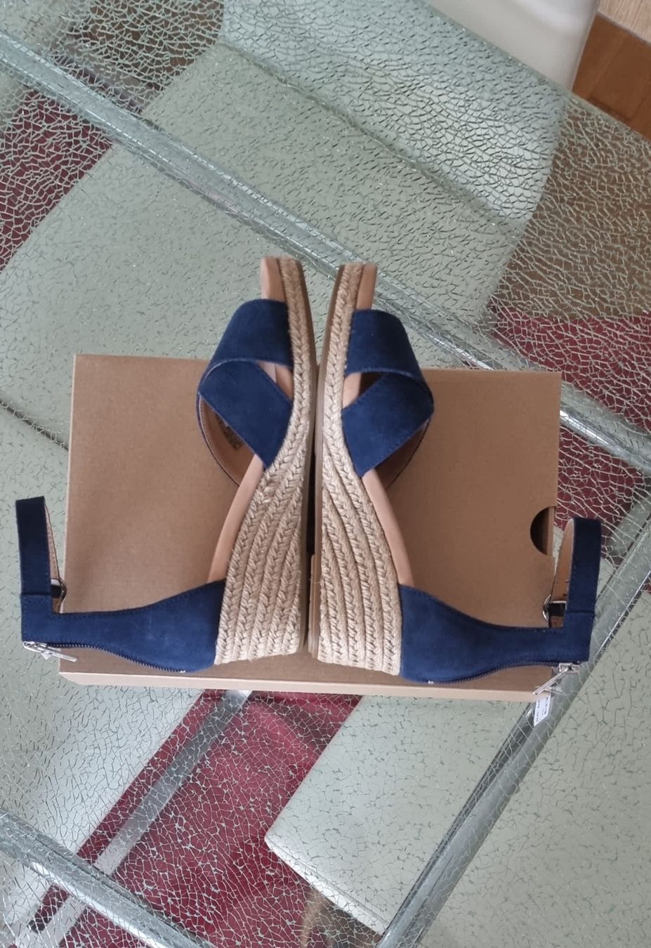 Ugg Chaussures femmes: UGG Gr. 37 – Neuf avec emballage d'origine à Luzern par Reni025 4