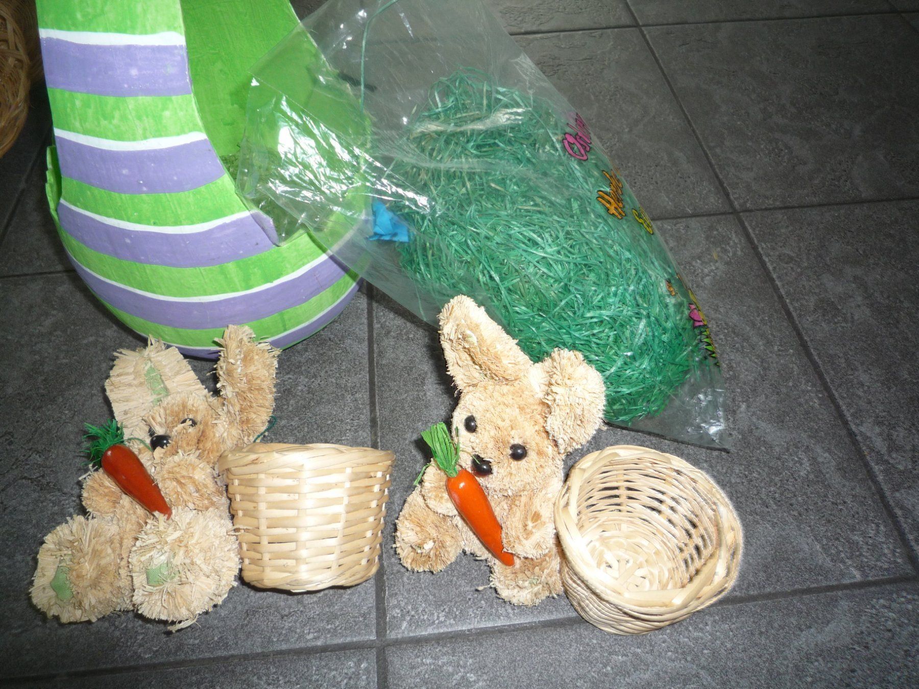 Toutes les décorations: DECKO – D'occasion à Andwil SG par schmei